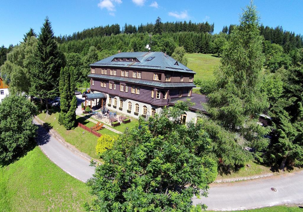 Alpsky Hotel Špindlerŭv Mlýn 외부 사진