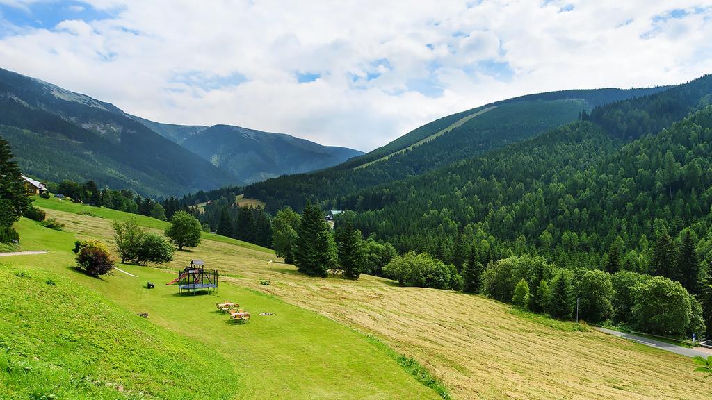 Alpsky Hotel Špindlerŭv Mlýn 외부 사진